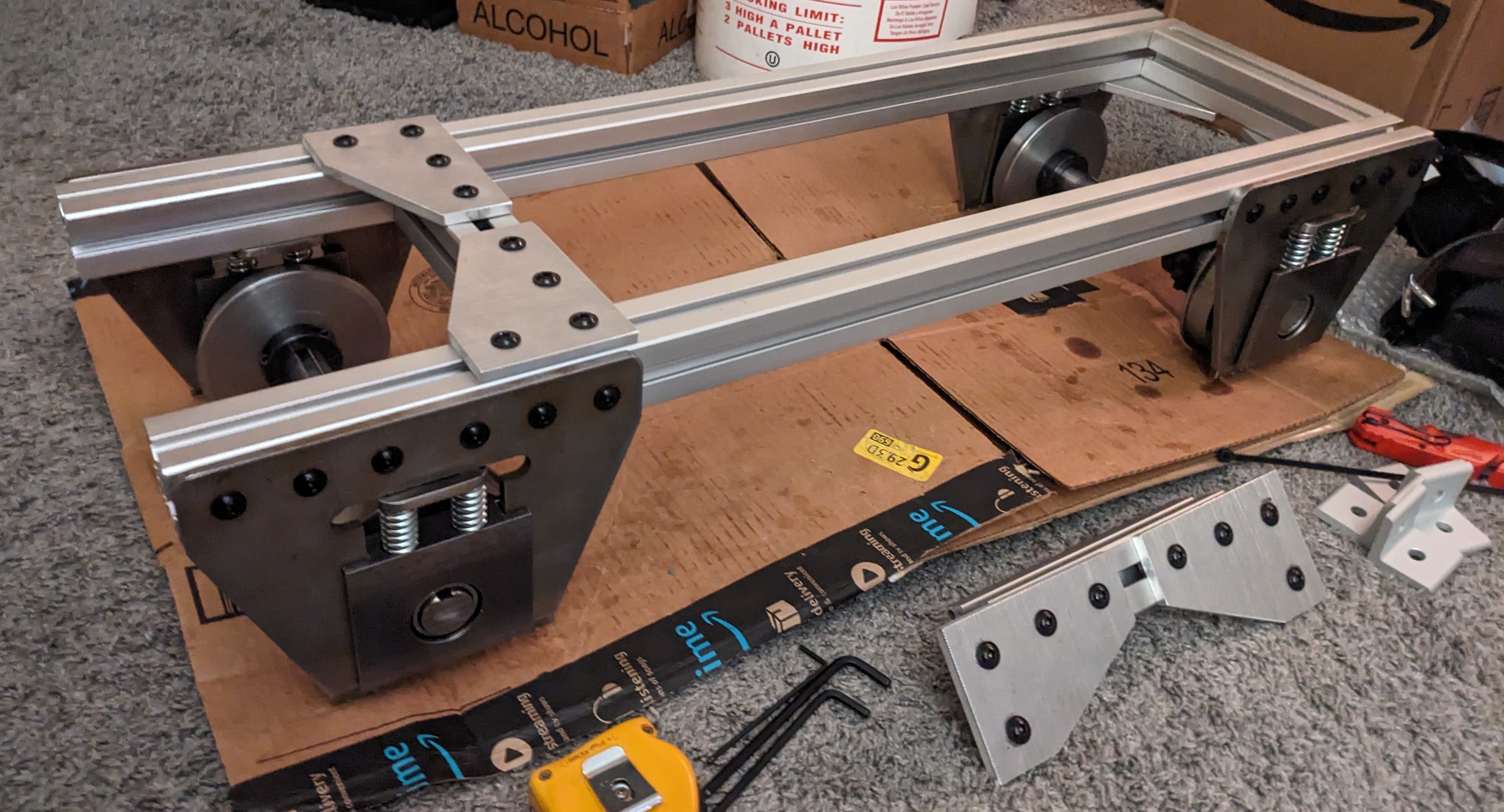 Basic train frame made from extruded aluminum and various adapter plates